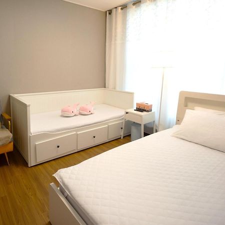 Incheon Airport Guest House King Экстерьер фото