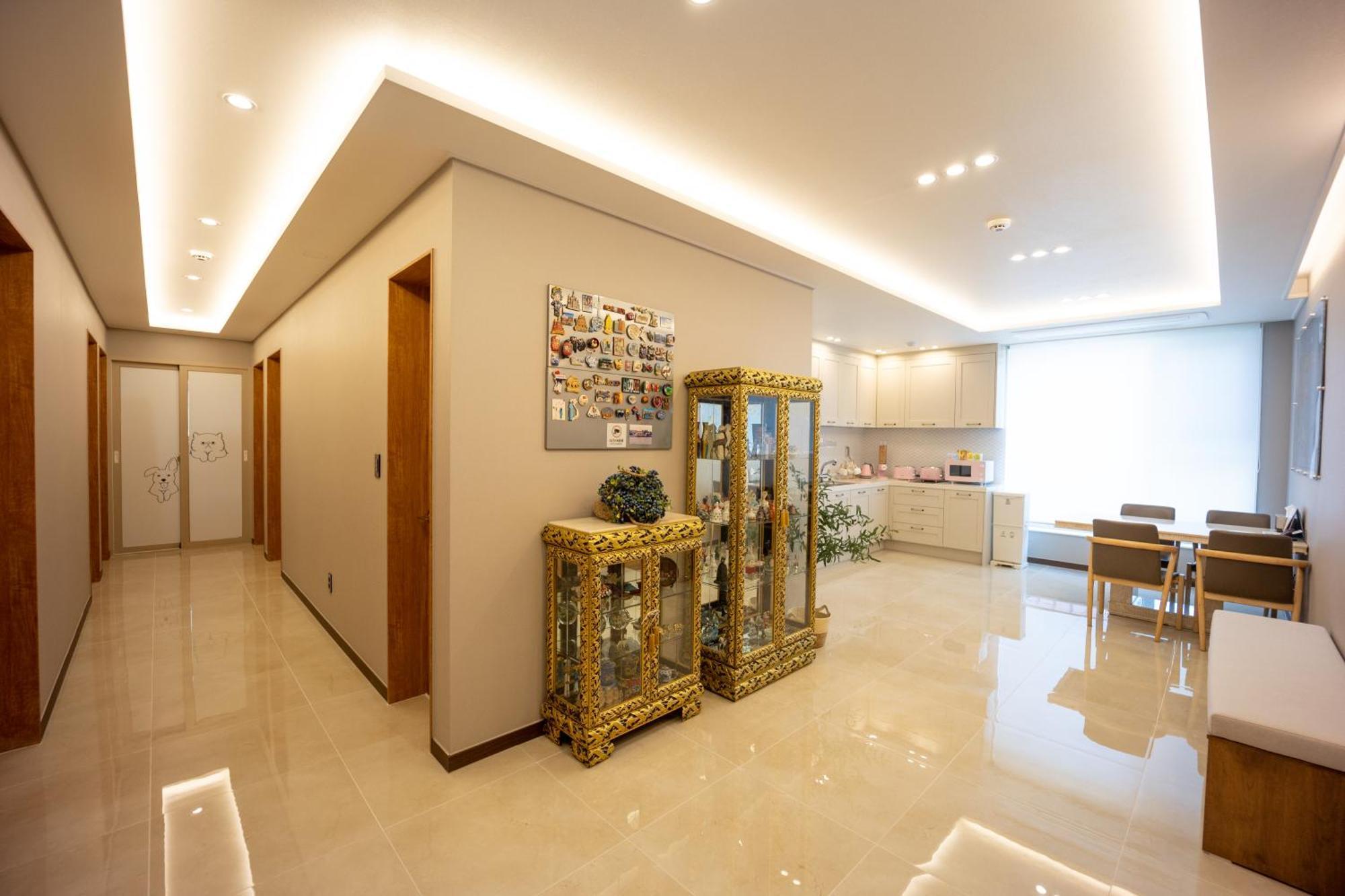 Incheon Airport Guest House King Экстерьер фото