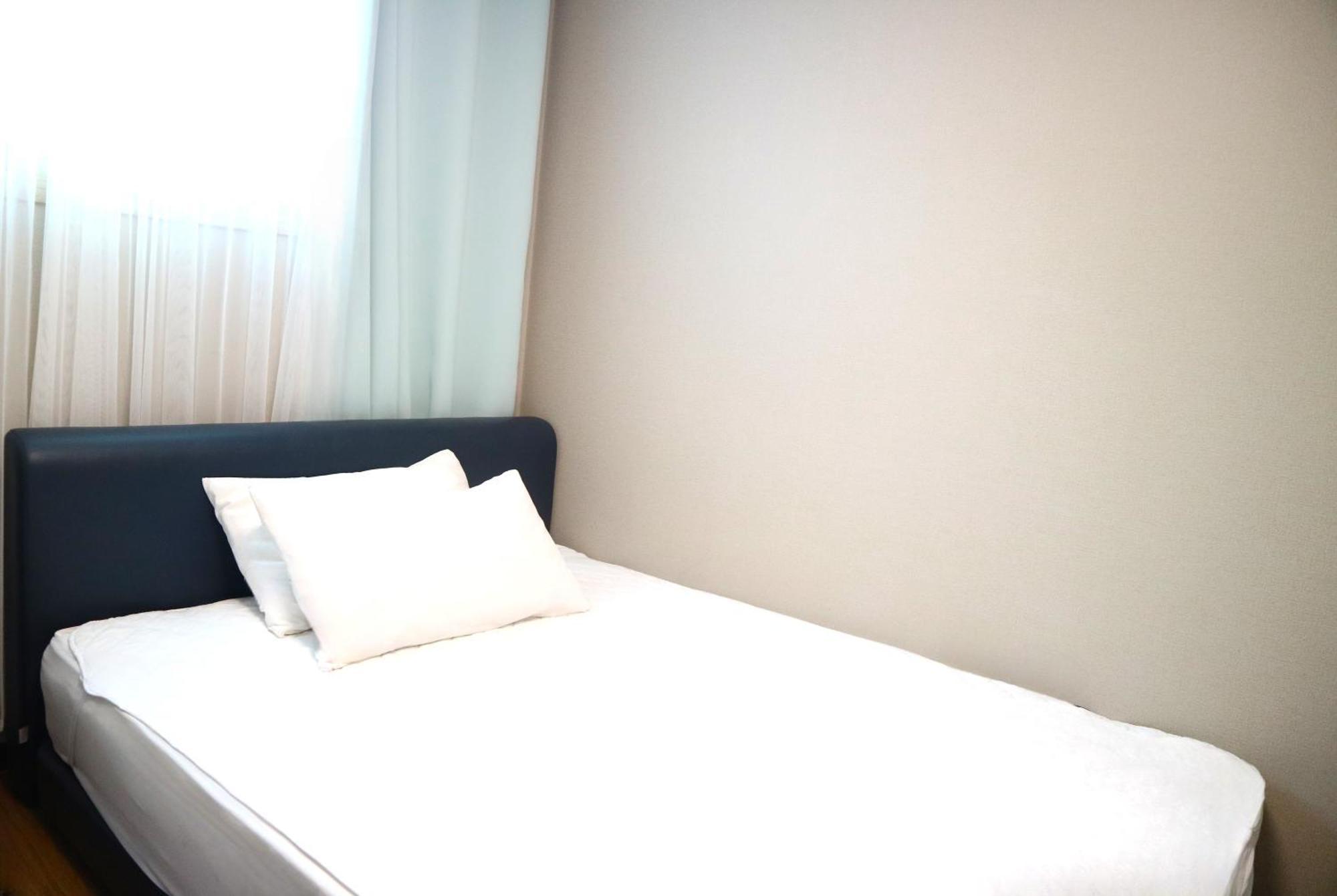 Incheon Airport Guest House King Экстерьер фото