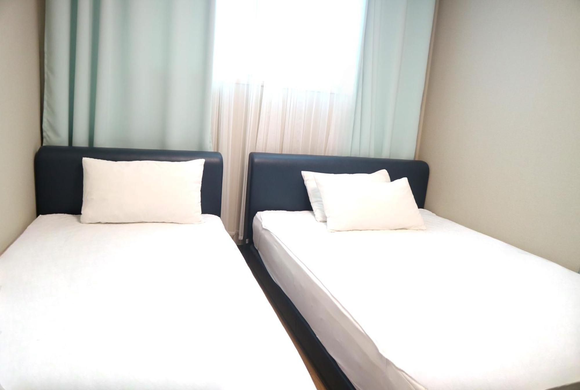 Incheon Airport Guest House King Экстерьер фото