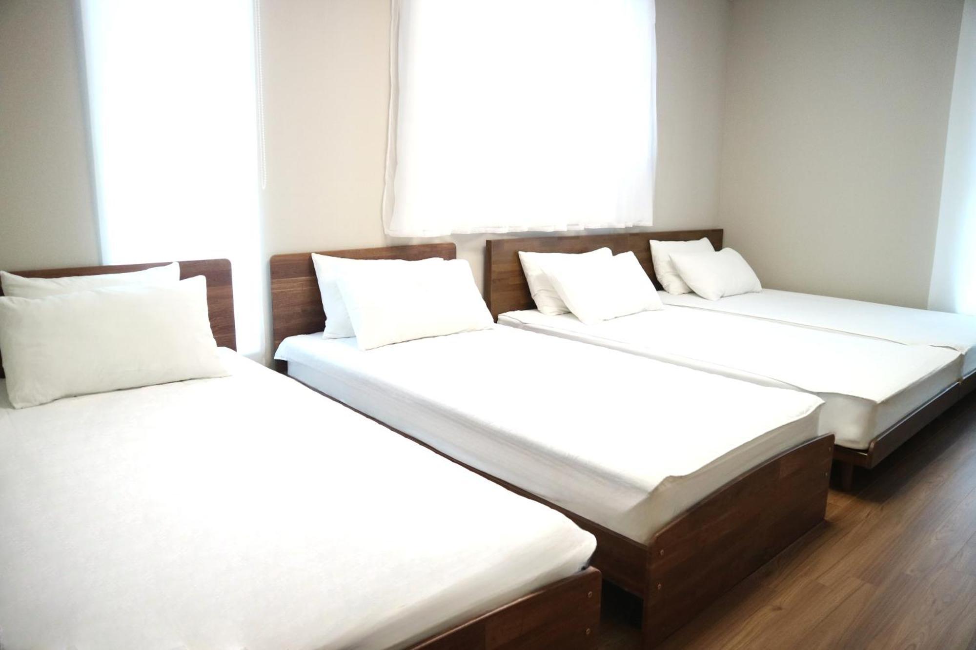 Incheon Airport Guest House King Экстерьер фото